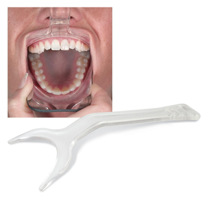 Photo Lip Retractor-RetractEEZ (Ortho Technology)